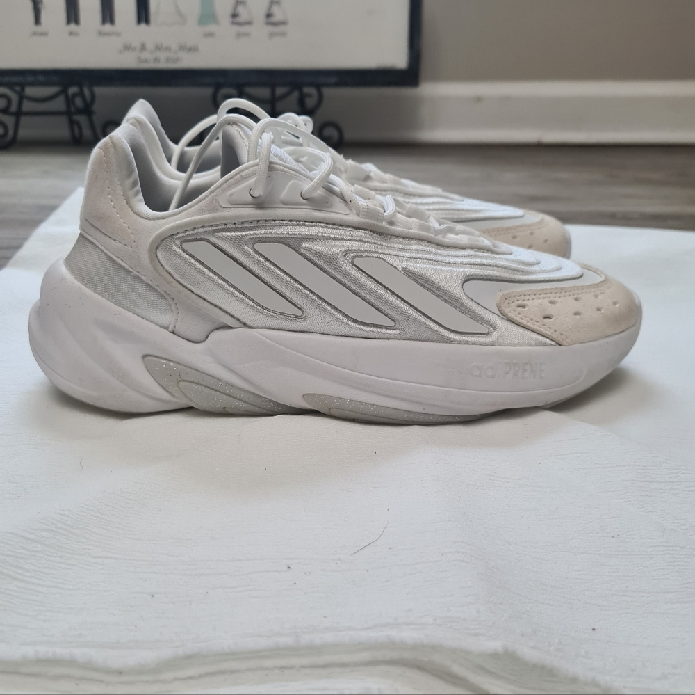 Shoes - Picture 2 of 2